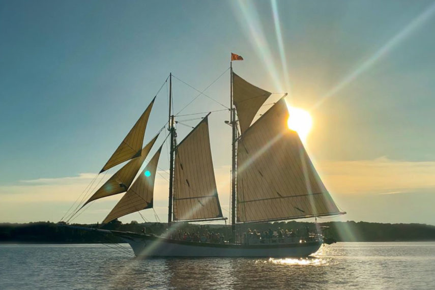 Tall Ship Manitou 02