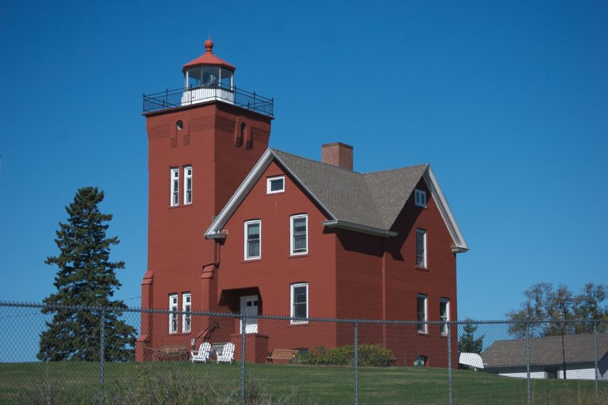 Two Harbors Lighthouse Tower 02