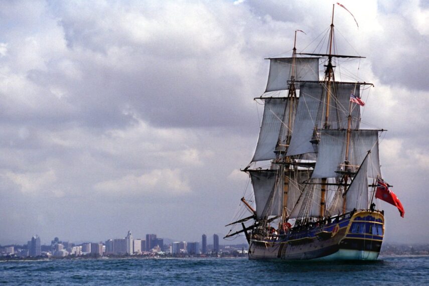 CA.endeavor.cityscape.0410.RLSan DiegoThe seventeen million dollar replica of James Cook's HMS B