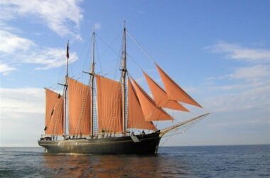 Kathleen_and_May_Image1