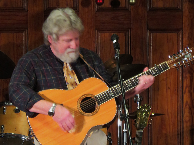 Lee Murdock is a Great Lakes maritime-themed musician.