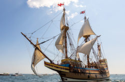 Mayflower Departs England (16 Sept. 1620)