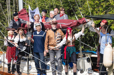 Ships and Giggles Shanty Group
