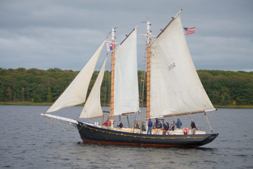 Tall Ship Mary E 01